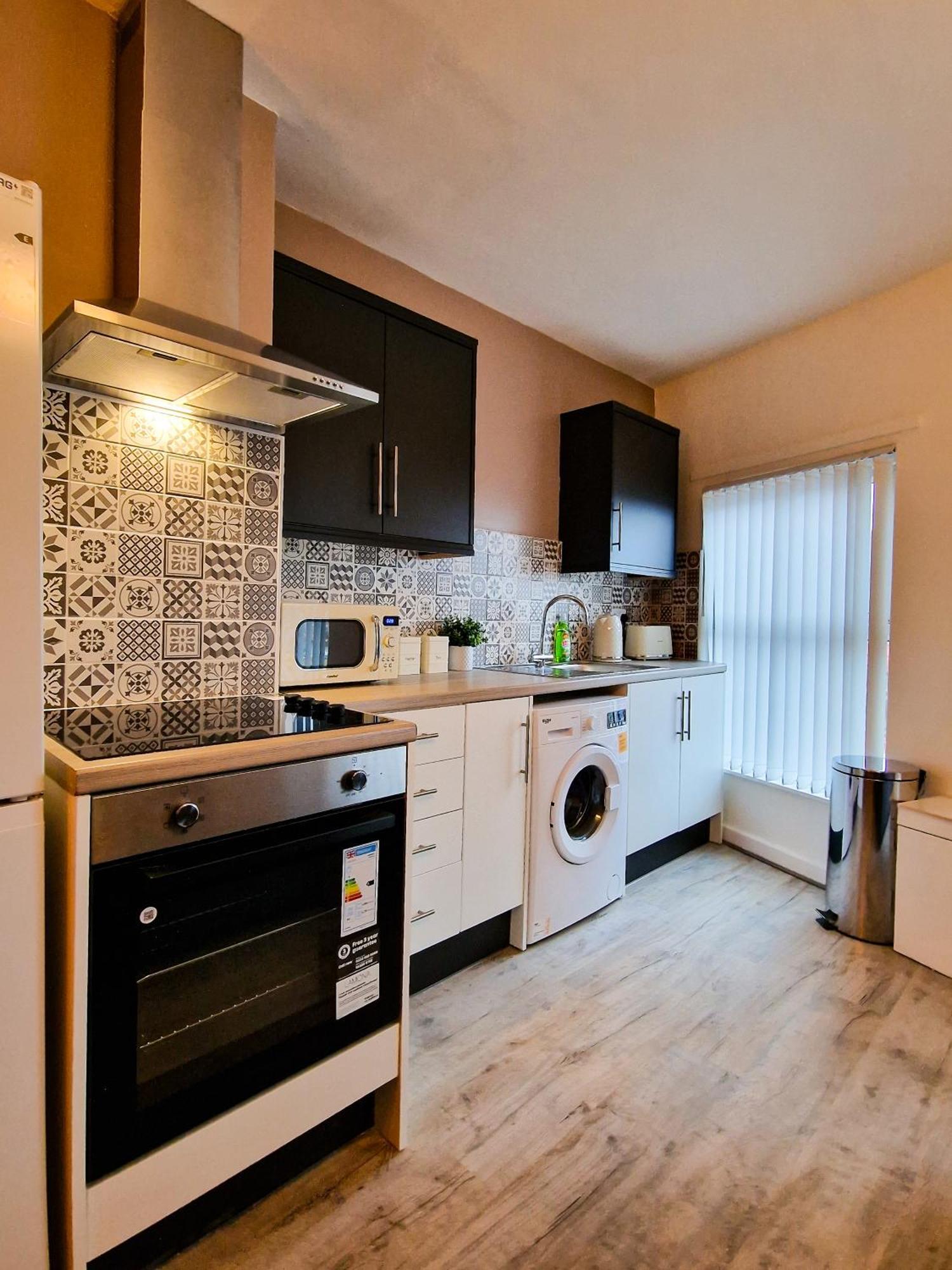 Cosy Modern 1 Bedroom Apartment! *